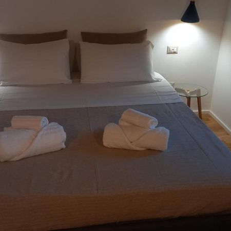 La Casetta Guest House โอริสตาโน ภายนอก รูปภาพ
